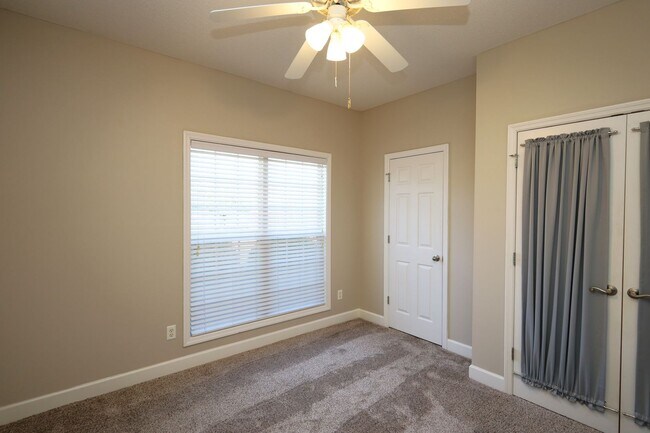 Building Photo - 4620 Oxbottom Dr