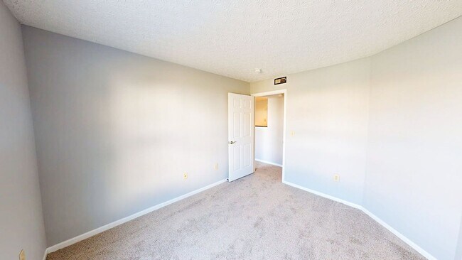 Building Photo - 5586 Cypress Chase