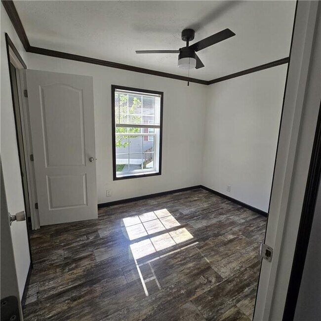 Building Photo - 51 E Cardinal Ln