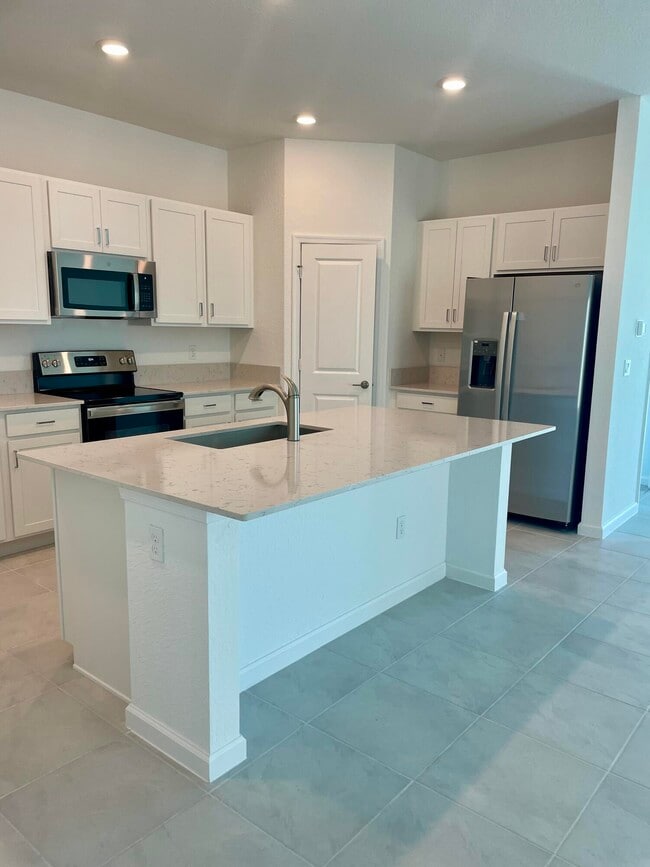 Building Photo - 4231 Troon Pl