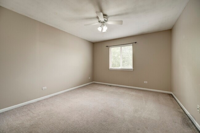 Building Photo - 2631 Flagstone Cir