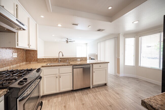 Building Photo - 1416 Grey Hunter Dr