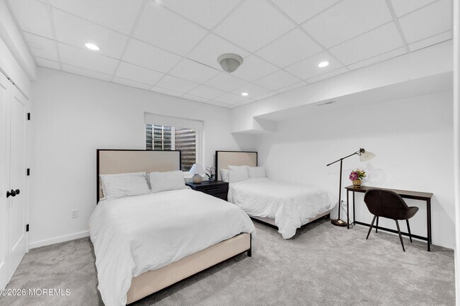 Building Photo - 1675 St Regis Ct