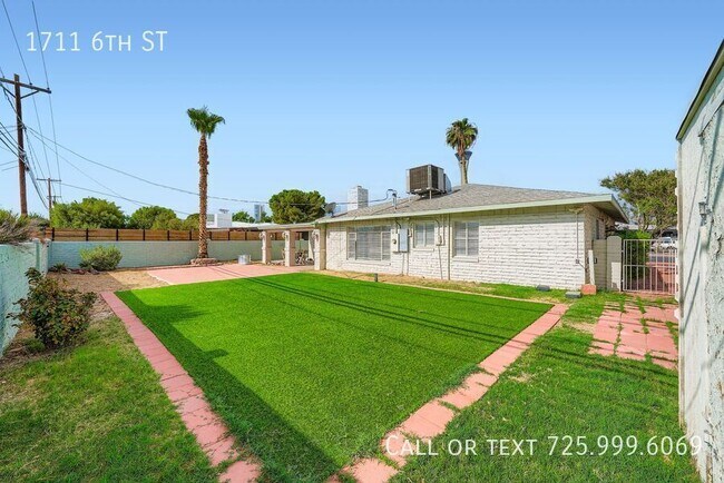 Building Photo - 1711 S 6th St