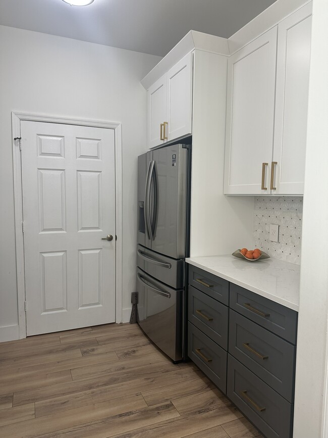 Building Photo - 14921 Summit Pl Cir