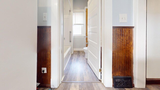 Building Photo - 3590 W 47th St