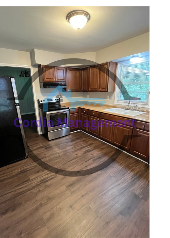 Building Photo - 3 Bedroom For Rent in Decatur With Gorgeous Back Patio + Pet Friendly near I285