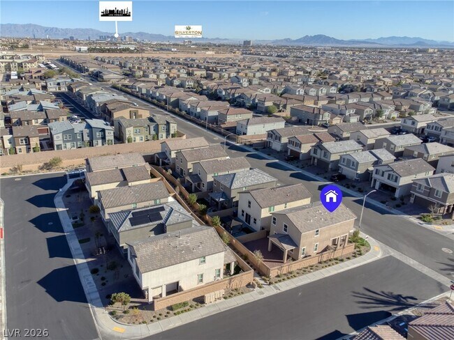 Building Photo - 10233 S Ullom Dr