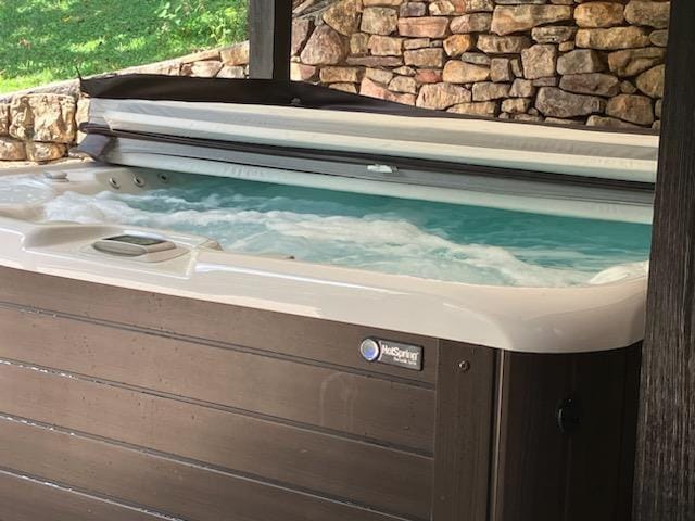 Building Photo - 6602 Hidden Woods Dr