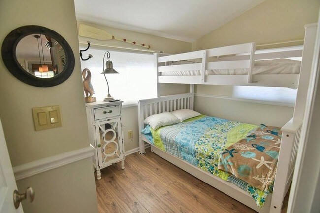 Building Photo - 111 W Swordfish Way