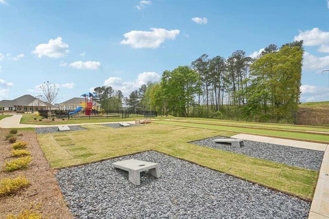 Building Photo - 240 Silverleaf Trl