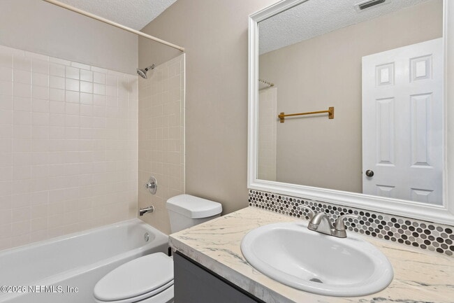 Building Photo - 7623 Baymeadows Cir W