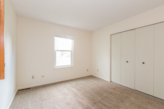 Building Photo - 9010 Zephyr Ct