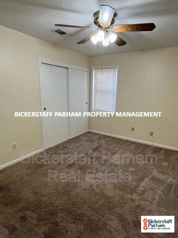 Building Photo - 3902 Leisure Ave