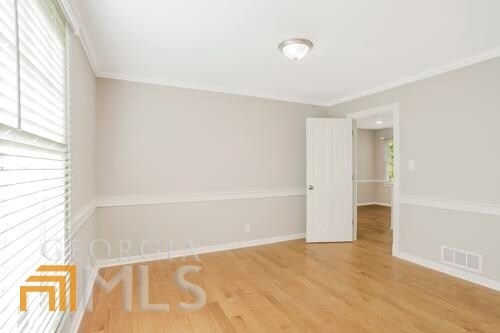 Building Photo - 688 Planters Row SW