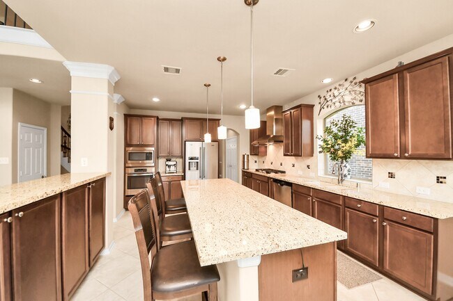 Building Photo - 3422 Stone Springs Dr