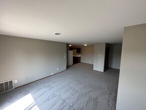 Building Photo - 6868-6870 Kathleen Court - 12 Family