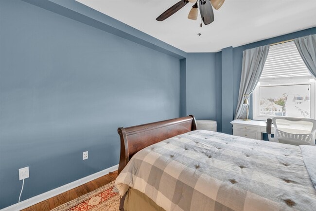 Building Photo - 920 Jefferson St