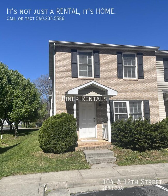 Primary Photo - 104 12th St