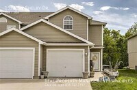 Building Photo - 1521 SW Shelby Dr