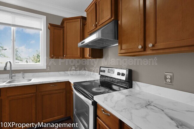 Building Photo - 3056 Melville St