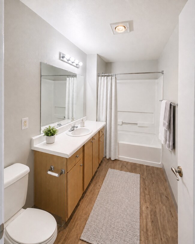 Building Photo - FREE August Rent! Spacious 1-Bedroom with Vaulted Ceilings & In-Unit Laundry!