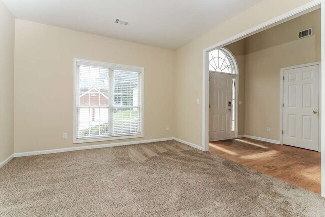 Building Photo - 5514 Black Maple Dr