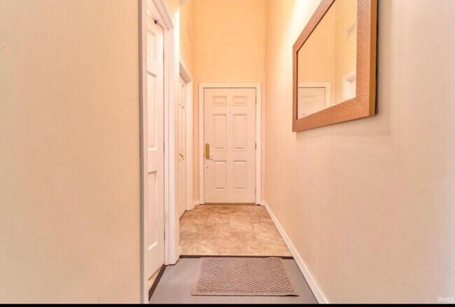 Building Photo - 1106 Loft Cove