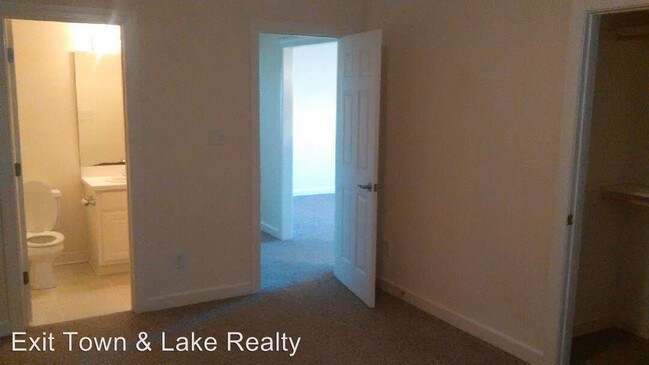 Building Photo - 123 Brookside Ln