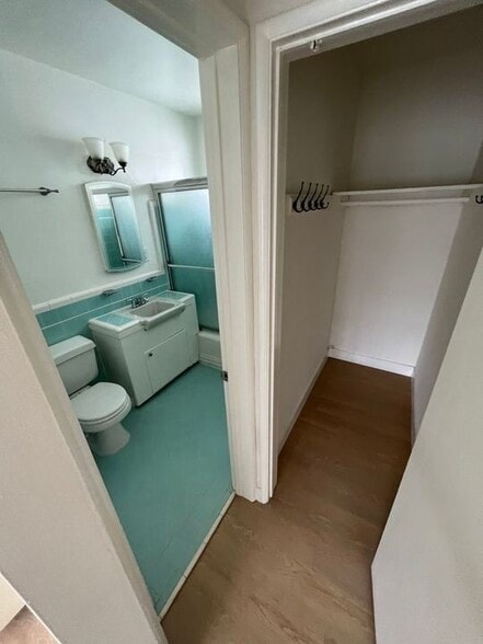 Building Photo - 1236 N Sweetzer Ave