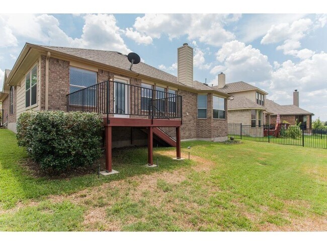 Building Photo - 812 Bent Wood Pl