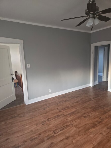 Building Photo - 8445 S Marquette Ave