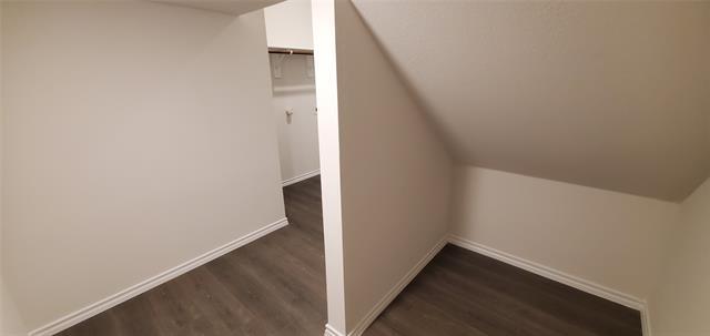 Building Photo - 813 Fueller Dr