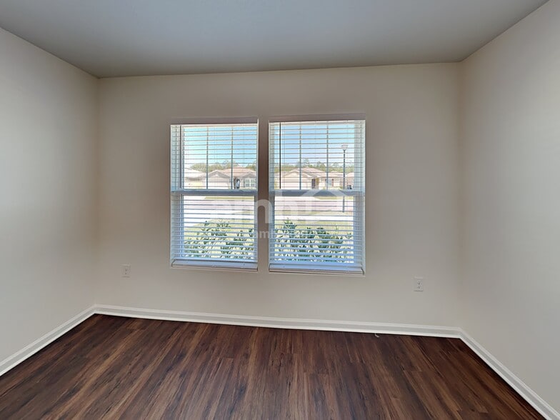 Building Photo - 2066 Tyson Lake Dr