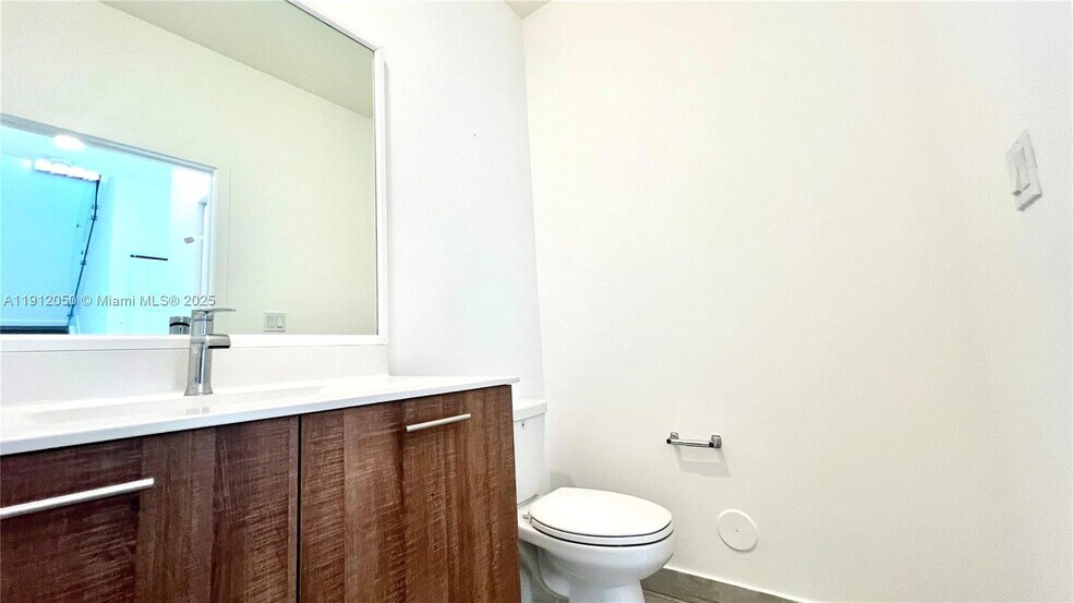 Building Photo - 4670 NW 84th Ave