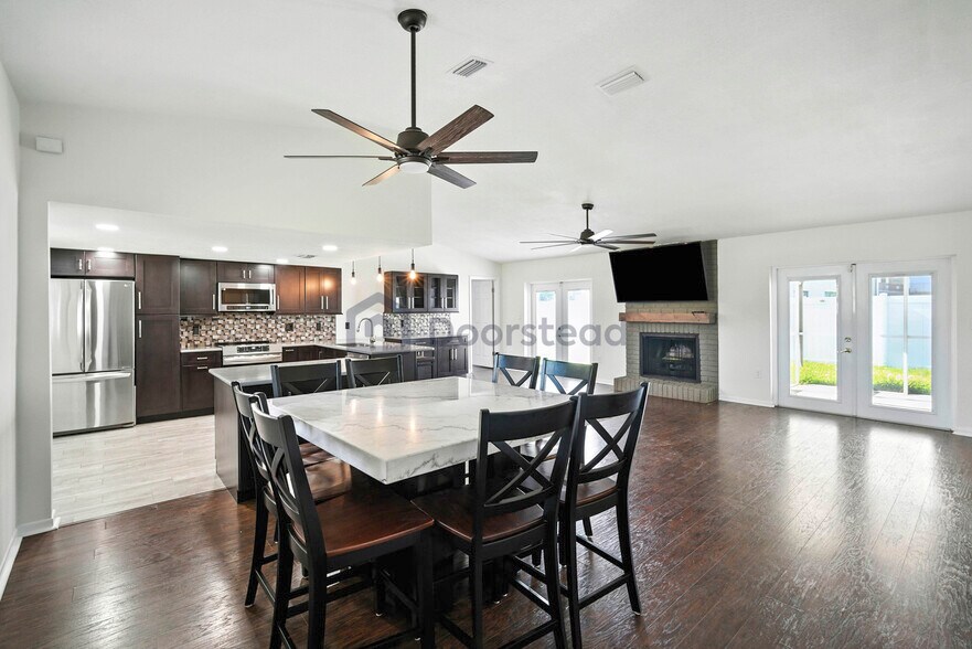 Building Photo - 7892 Sundown Dr