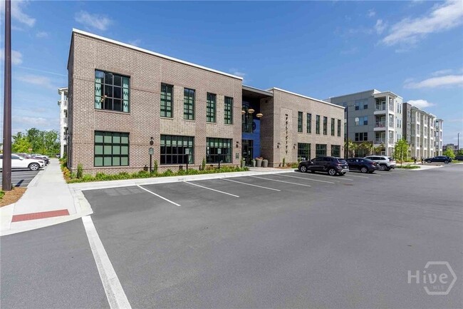 Building Photo - 1150 E Perry Ln