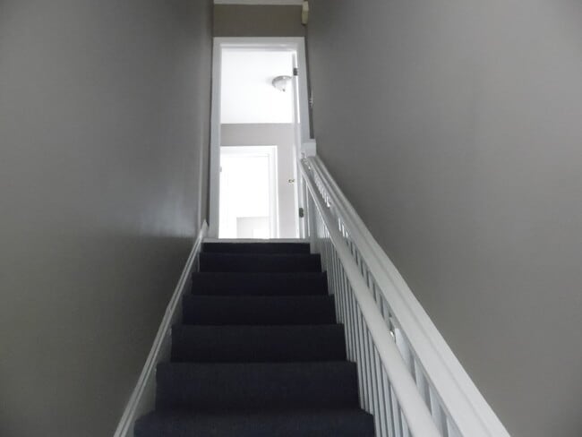 Building Photo - 419 W White Horse Pike