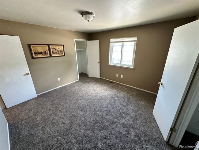 Building Photo - 41233 S Woodbury Green Dr
