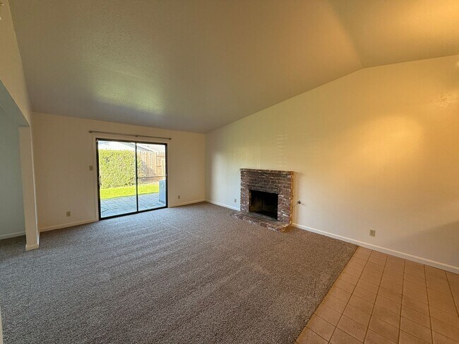 Building Photo - Single story home located in the Stonewood neighborhood!