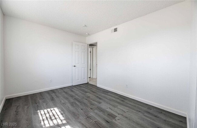 Building Photo - 5317 Redberry St