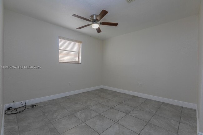 Building Photo - 9750 Jamaica Dr