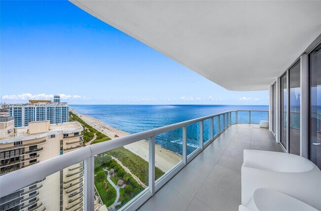 Building Photo - 6365 Collins Ave