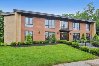 Building Photo - 325 Manville Rd