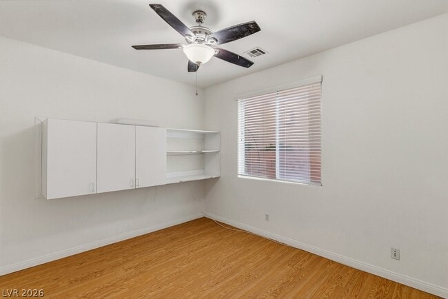 Building Photo - 612 Silver Grove St