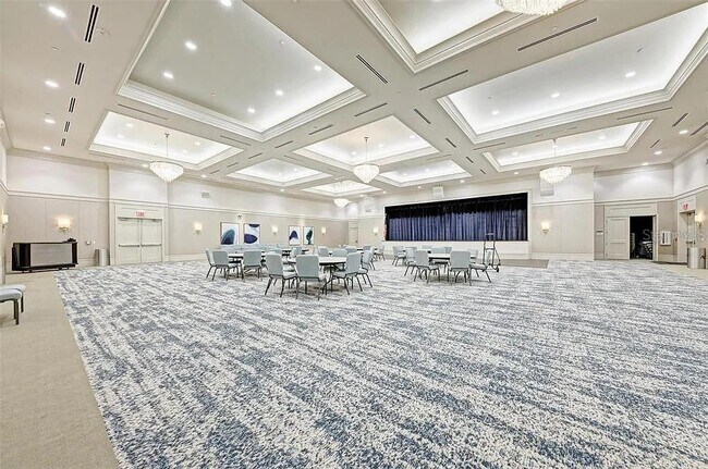 Building Photo - 15459 Santa Pola Dr