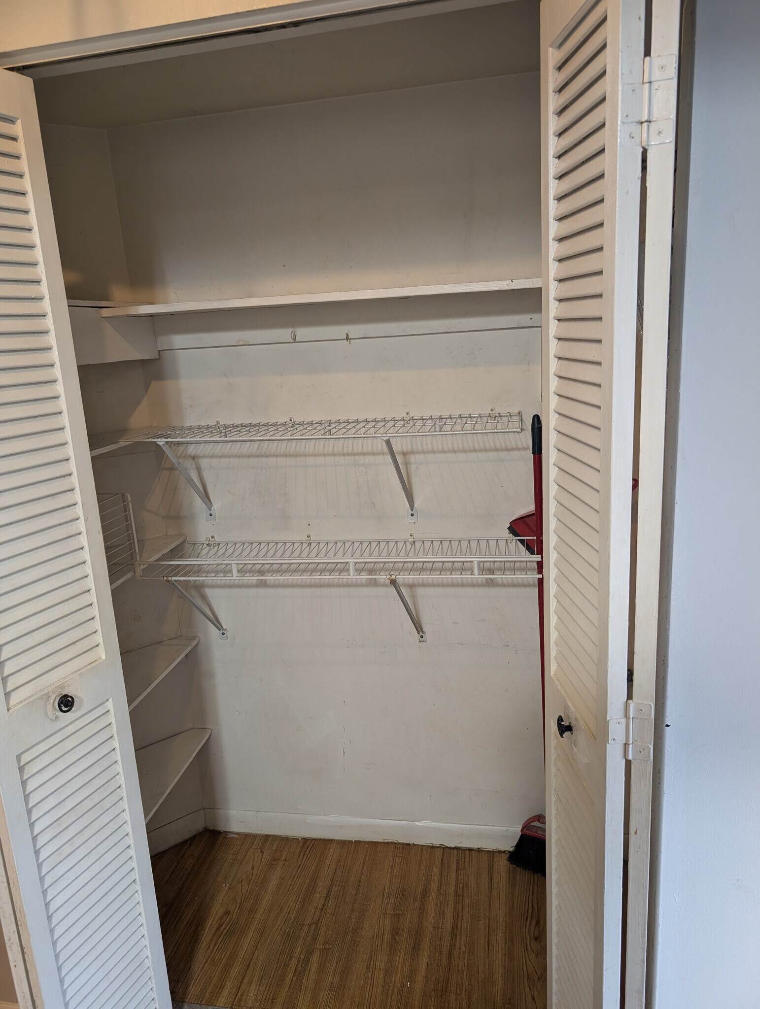 Building Photo - 9911 Sandalfoot Blvd