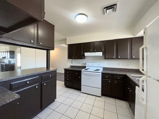 Building Photo - 3913 Grass Valley Pl
