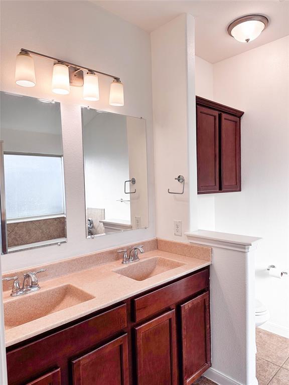 Building Photo - 1437 April Meadows Loop