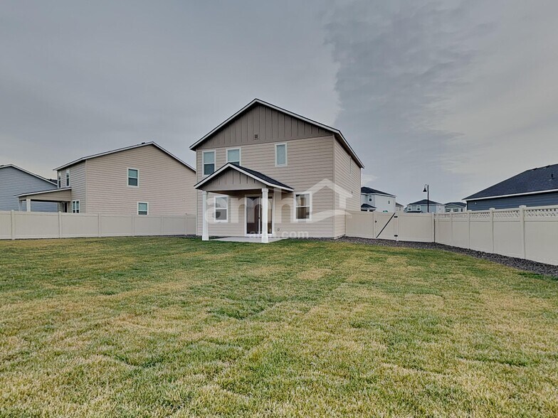 Building Photo - 9534 W Bowie Ct